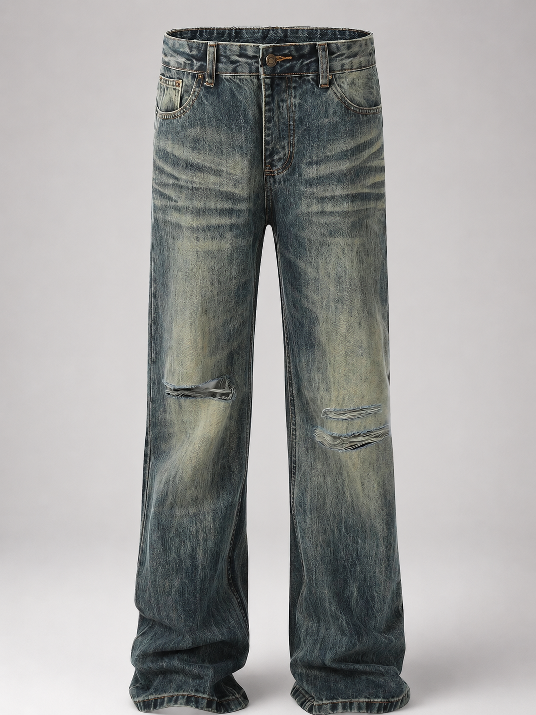 Distressed Loose Fit Jeans